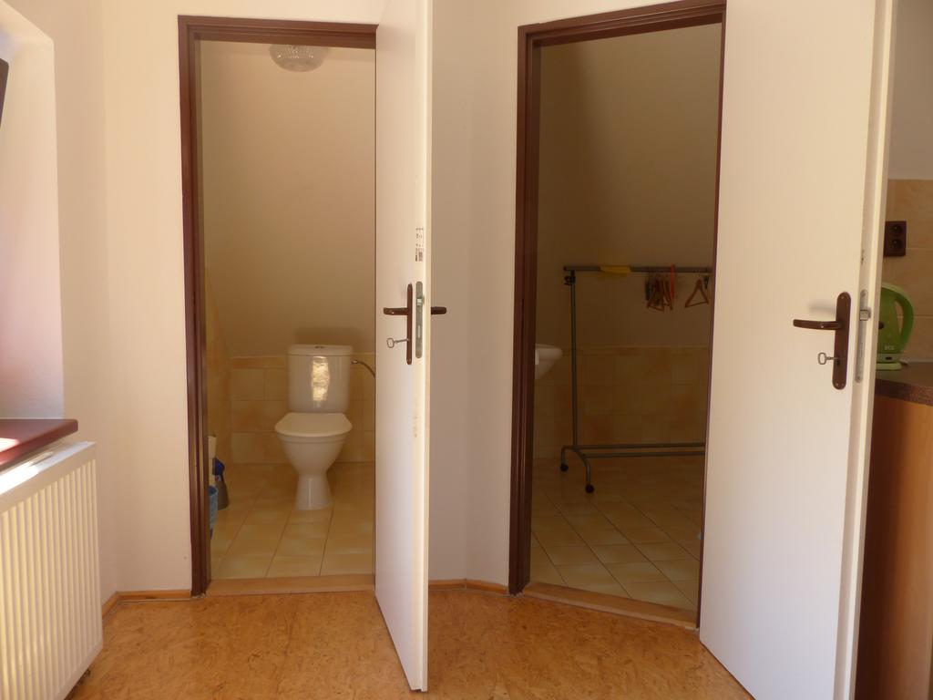 Bizoni Dvur Hotel Retenice Bagian luar foto